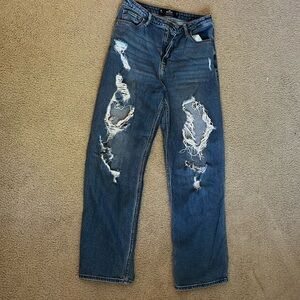 holister Ultra high rise dad jean